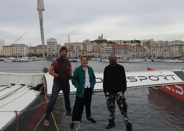 Visite du trimaran le plus rapide du monde ! Visite du trimaran le plus rapide du monde !