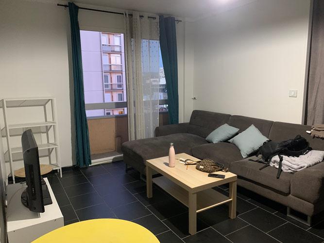 Photo du salon d'un logement-tremplin Toit à Moi à Rouen